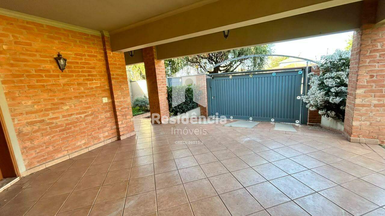 Casa para aluguel no Jardim Lavínia: 