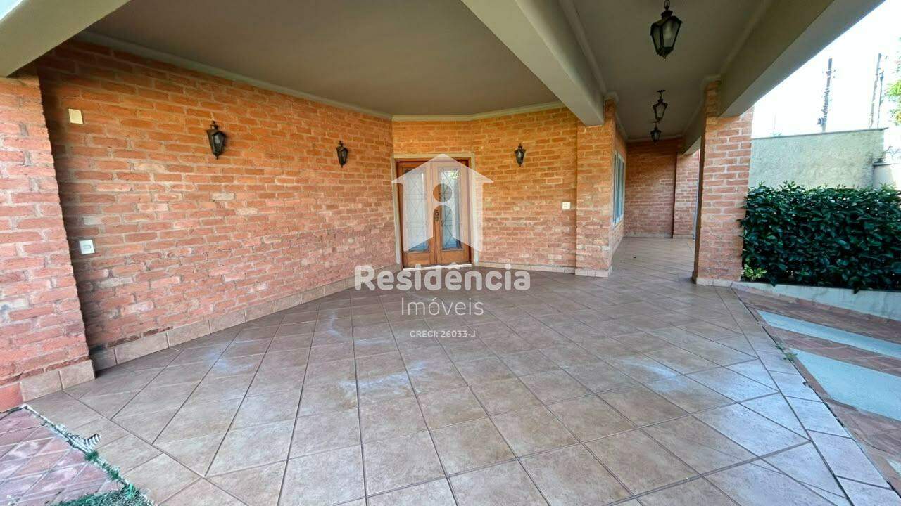Casa para aluguel no Jardim Lavínia: 