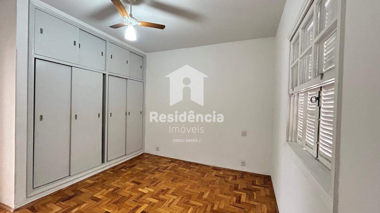 Casa para aluguel no Centro: 