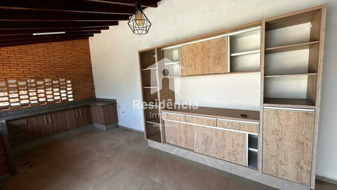 Casa para aluguel no Jardim Alvorada: 