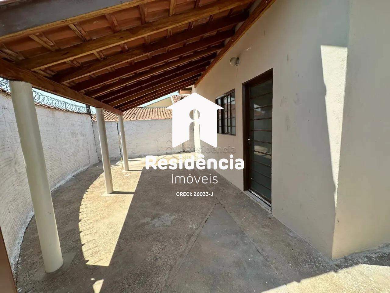 Casa para aluguel no Jardim Santa Luzia: 