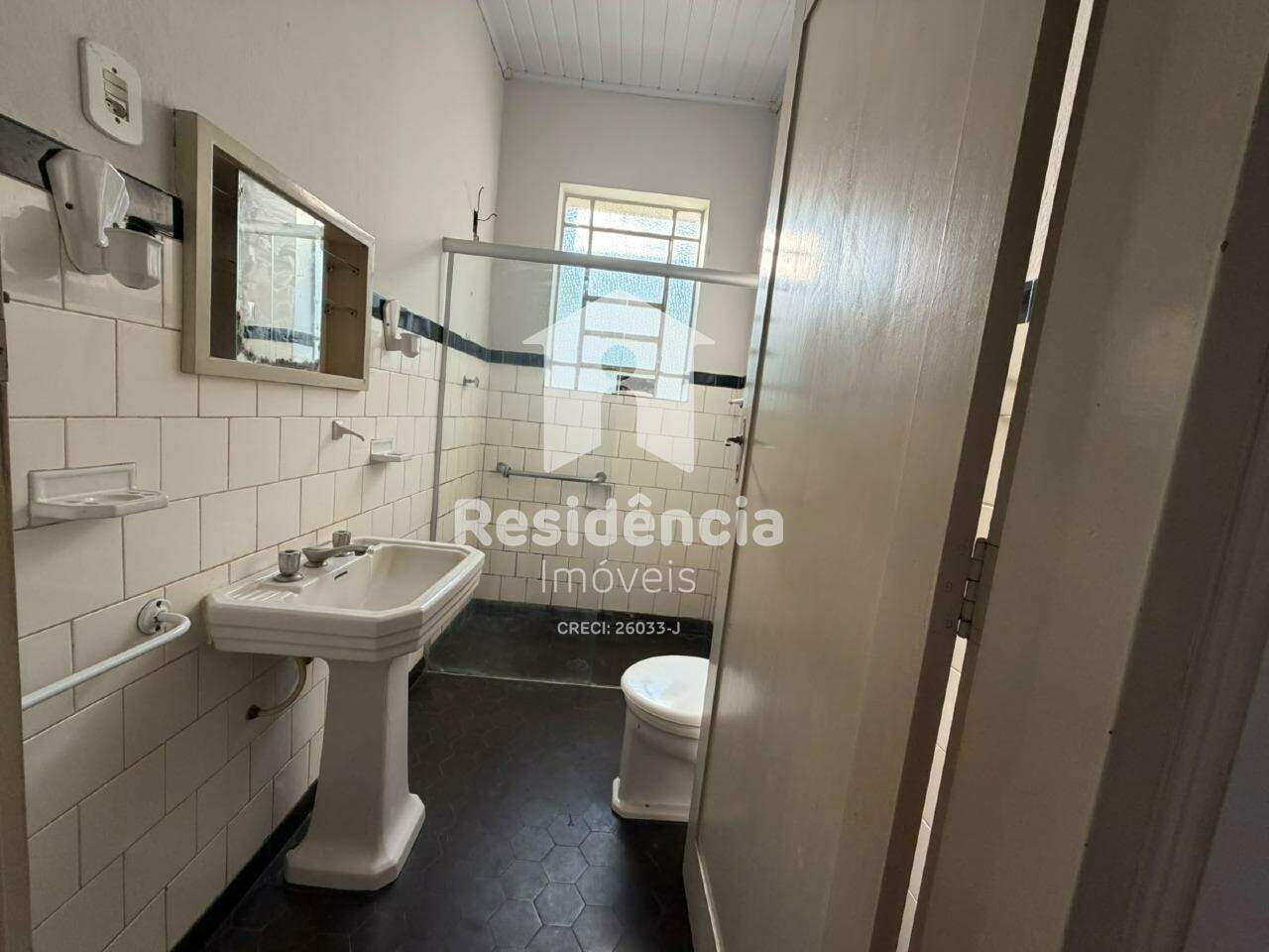 Casa para aluguel no Centro: 