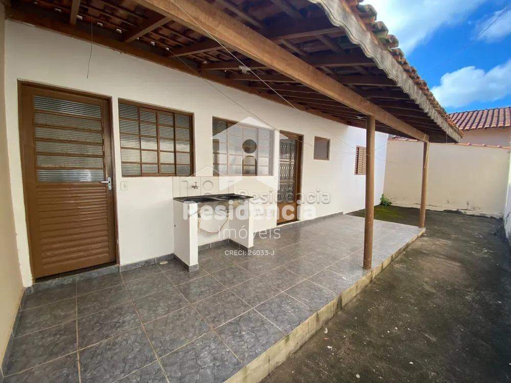 Casa para aluguel no Conj. Hab. Gilberto Rossetti (Cohab II): 
