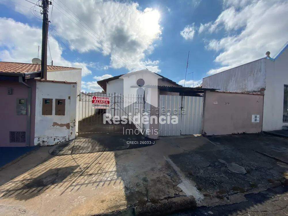 Casa para aluguel no Conj. Hab. Gilberto Rossetti (Cohab II): 
