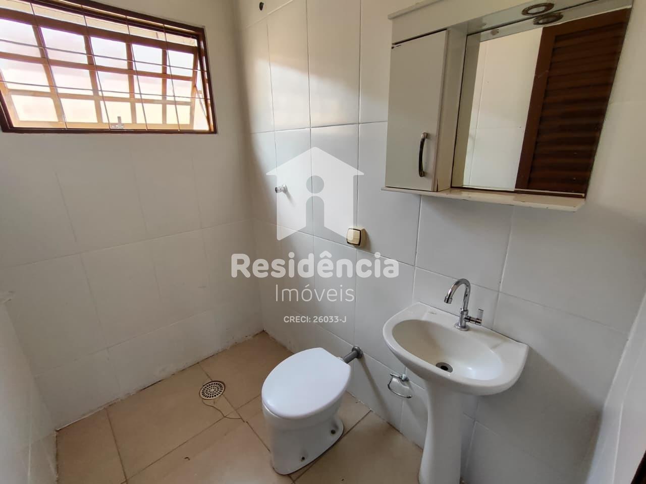 Casa para aluguel no Conjunto Habitacional Gilberto Rossetti: 