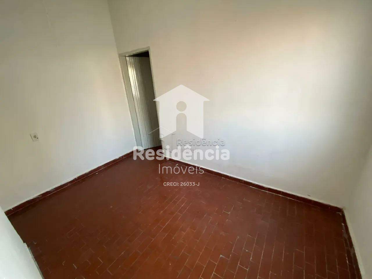 Casa para aluguel no Centro: 