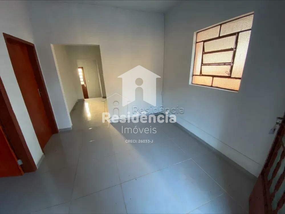 Casa para aluguel no Vila Santa Rosa: 