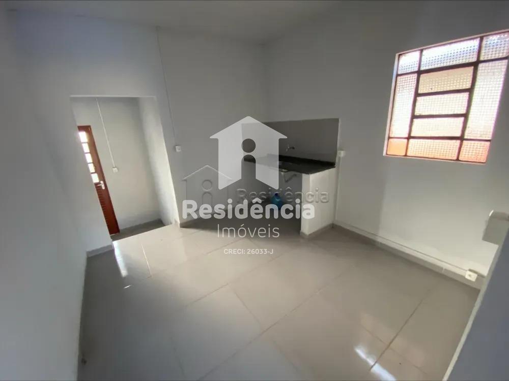 Casa para aluguel no Vila Santa Rosa: 