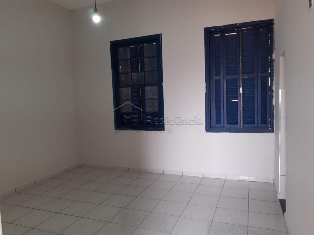 Casa para aluguel no Aparecida: 