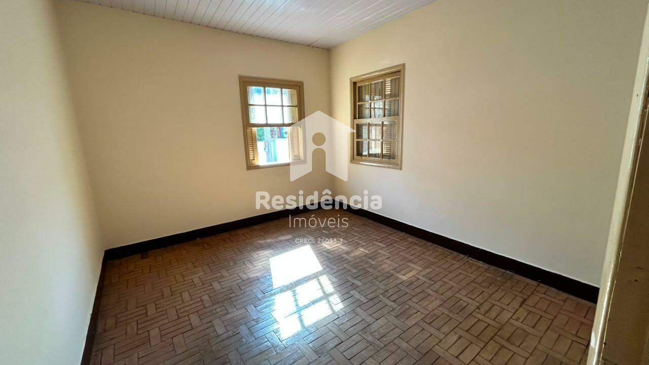Casa para aluguel no Aparecida: 