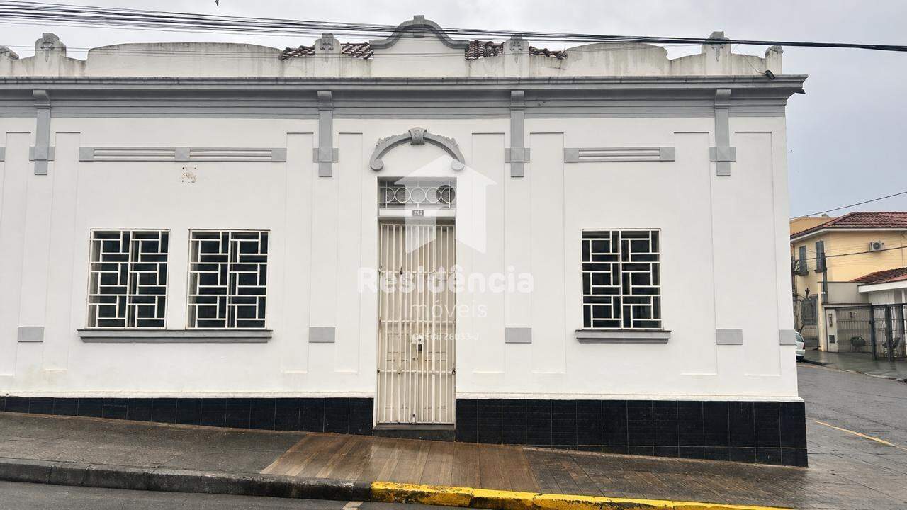 Casa para aluguel no Centro: 