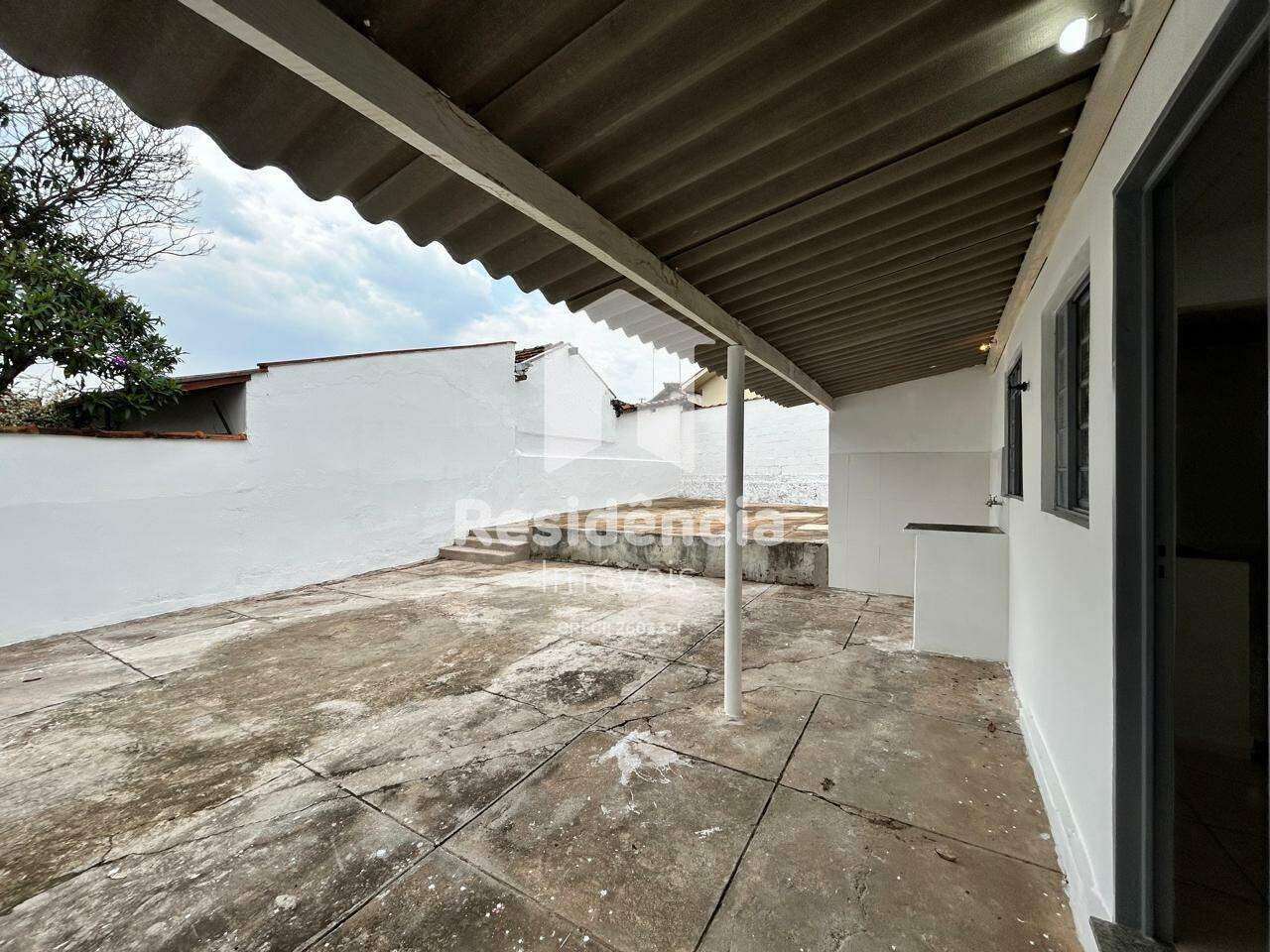 Casa para aluguel no Jardim Santa Cecília: 