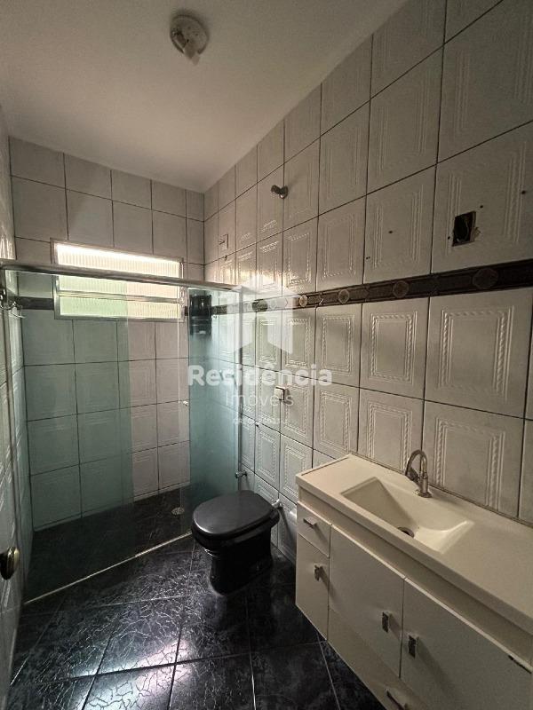 Casa para aluguel no Jardim Riachuelo: 