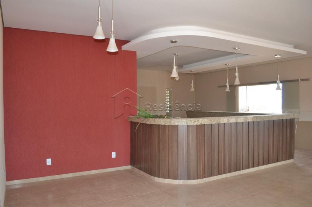 Casa à venda no Centro: 