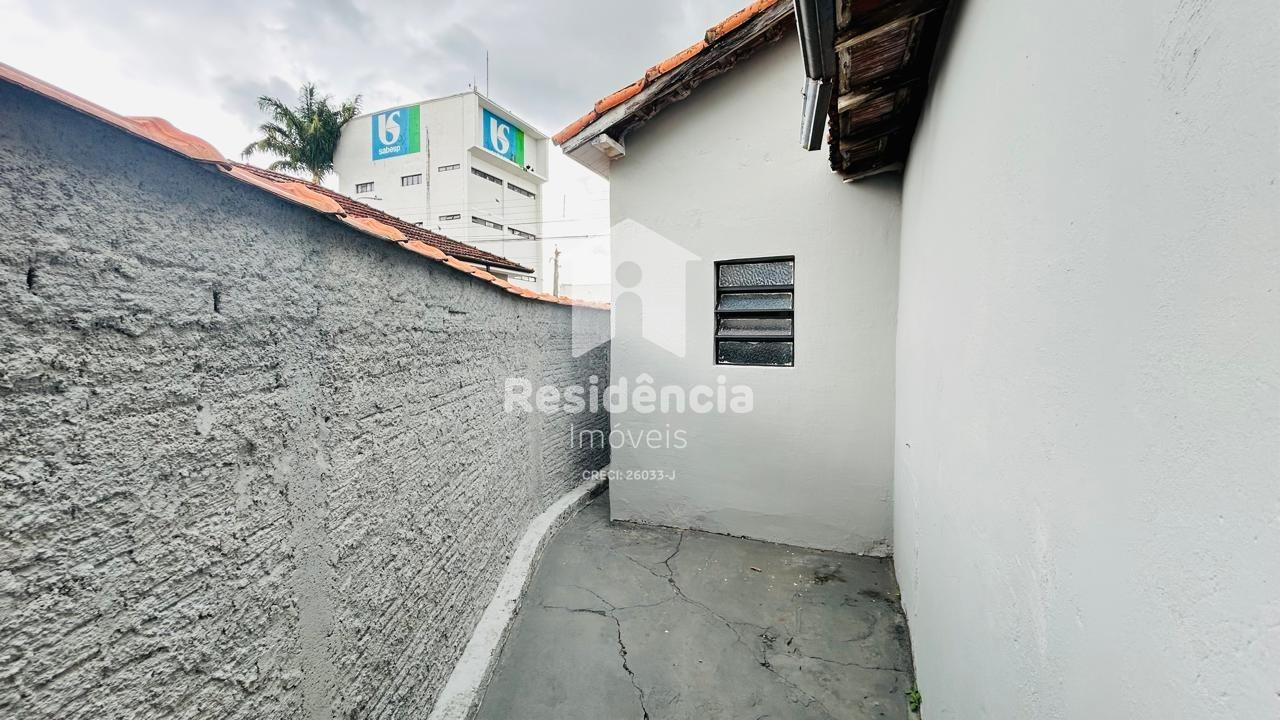 Casa para aluguel no Centro: 