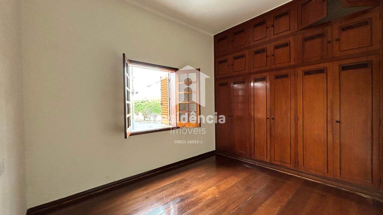 Casa para aluguel no Centro: 