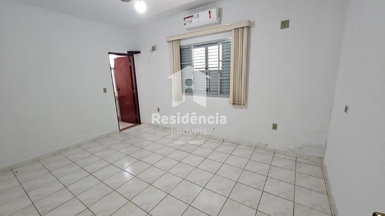 Casa para aluguel no Vila Lambari: 