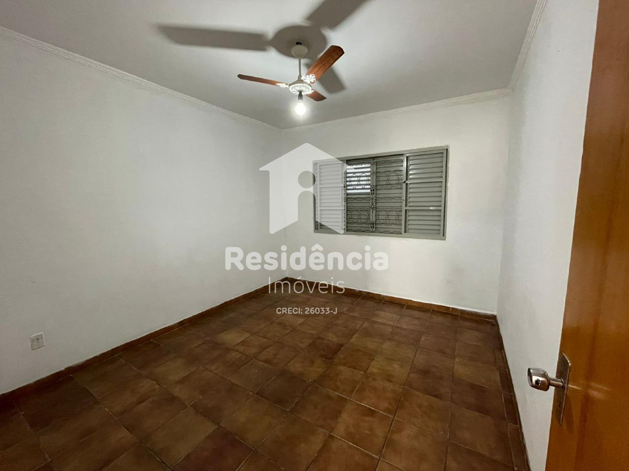 Casa para aluguel no Vila Santa Rosa: 