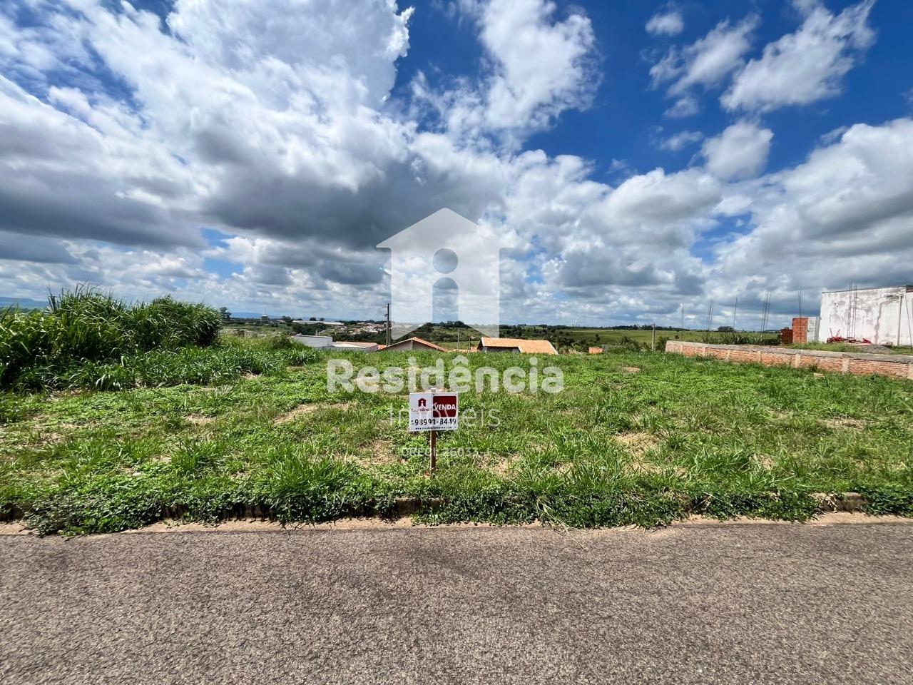 Terreno à venda no Alta Vista: 