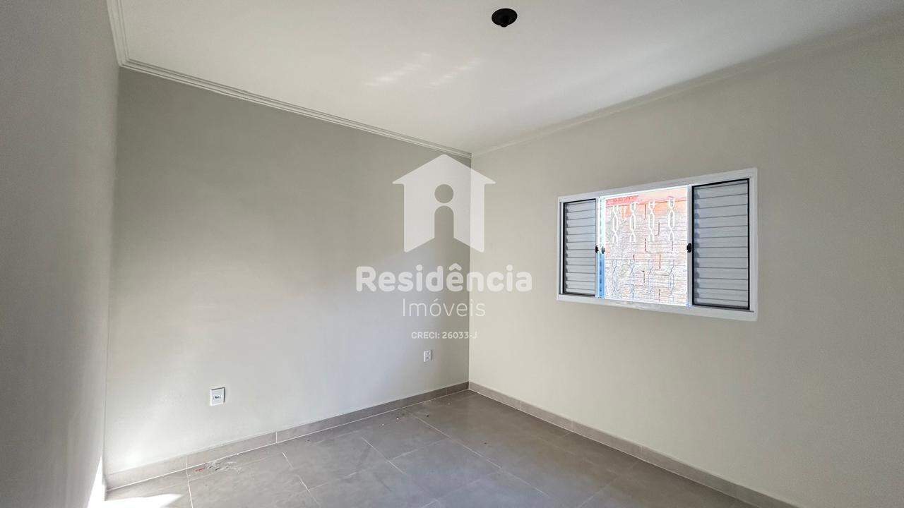 Casa à venda no Jardim José Justi: 