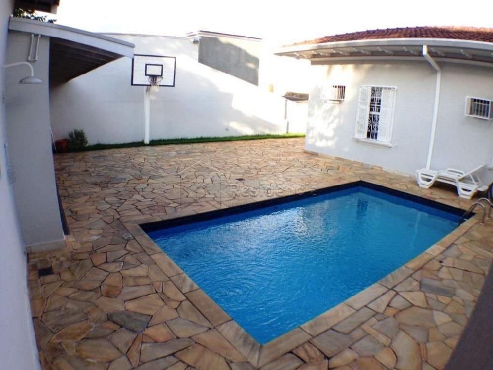 Casa à venda no Centro: 