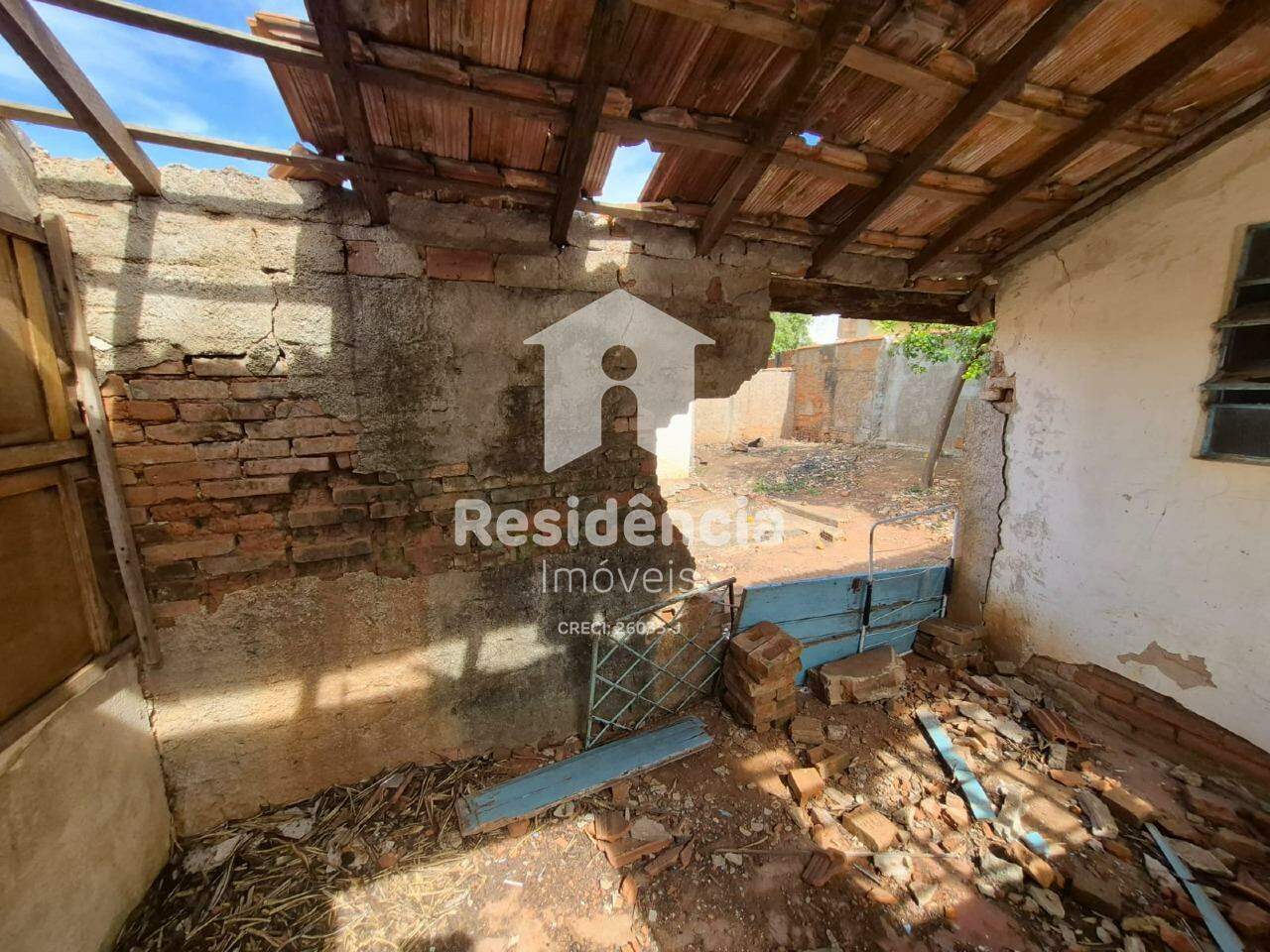 Casa à venda no Jardim Santa Cecília: 