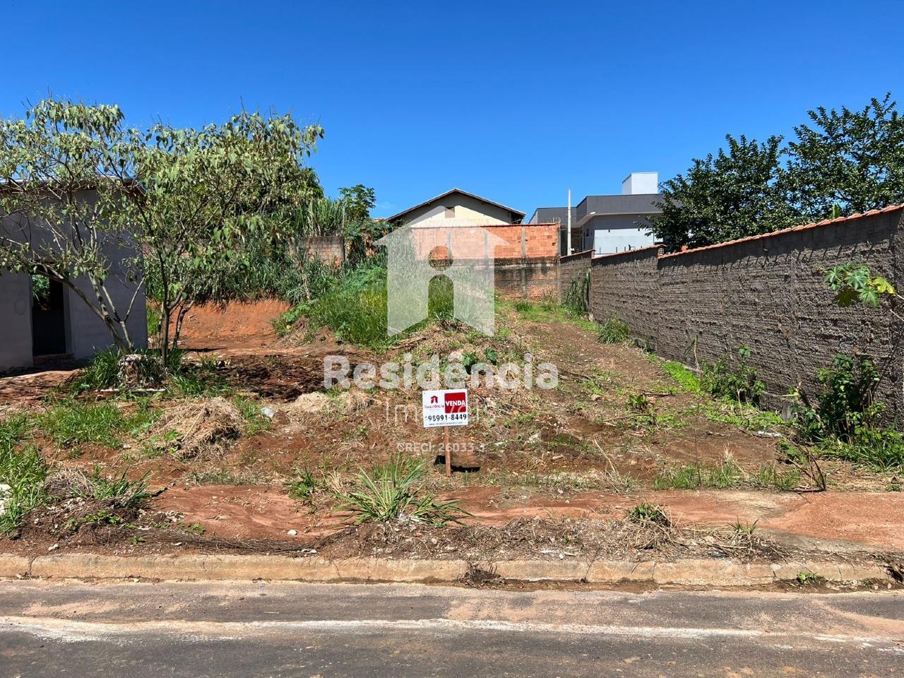 Terreno à venda no Jardim São Domingos (Chácaras São Domingos): 