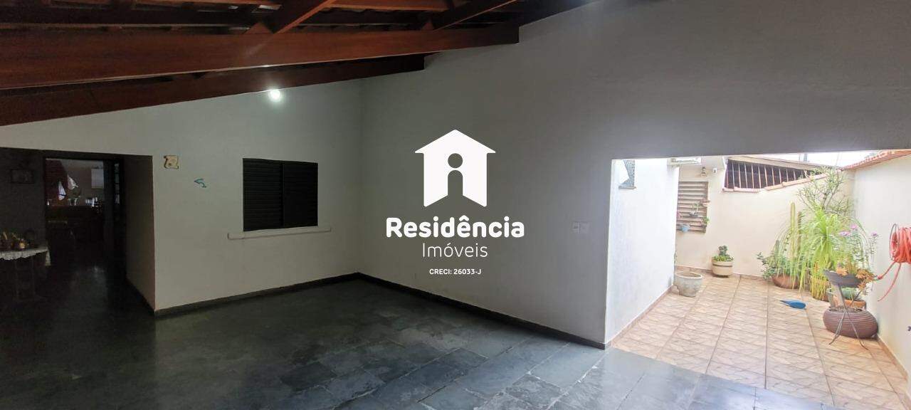 Casa à venda no Conjunto Habitacional Gilberto Rossetti: 