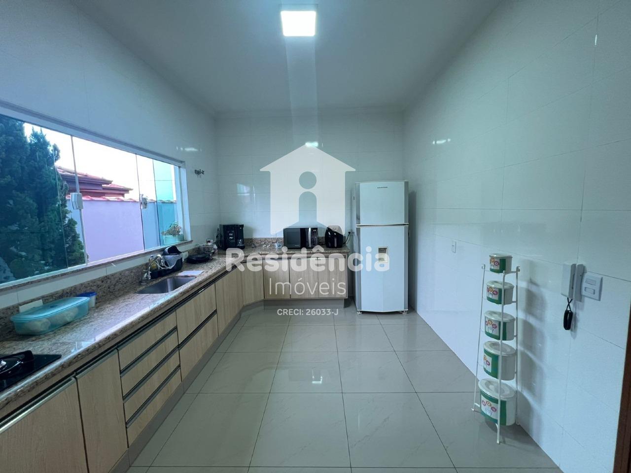 Casa à venda no Jardim José André de Lima: 