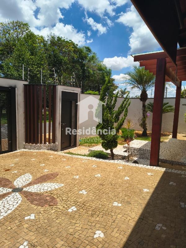 Casa à venda no Jardim América: 