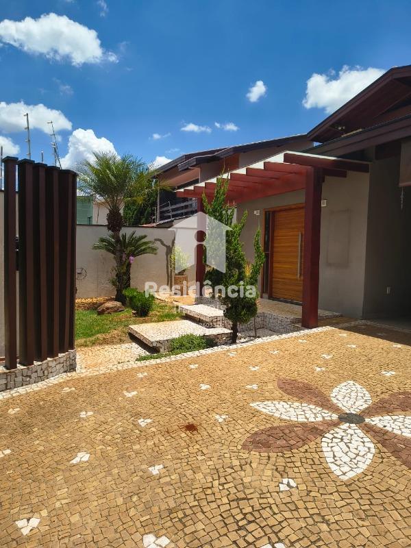 Casa à venda no Jardim América: 