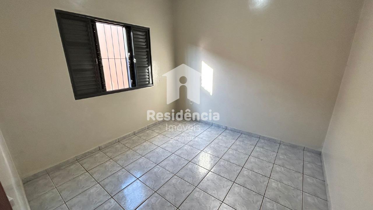 Casa para aluguel no Jardim Colina Verde: 