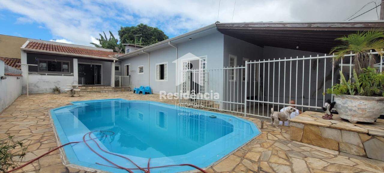 Casa à venda no Vila Lambari: 