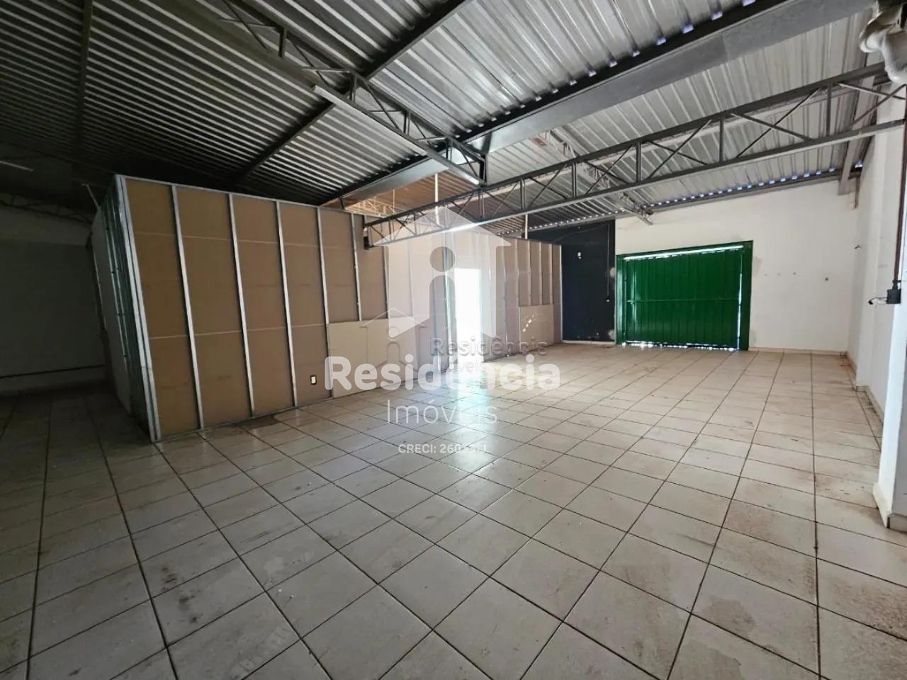 Barracão para aluguel no Jardim São Domingos: 
