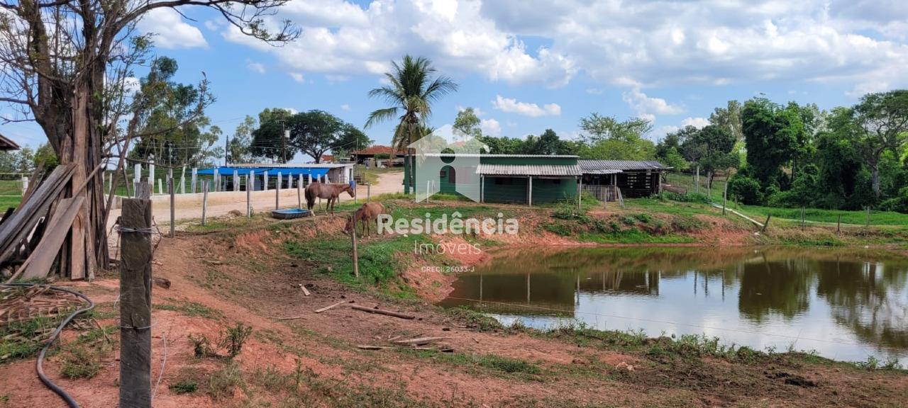 Sítio à venda no Área Rural: 