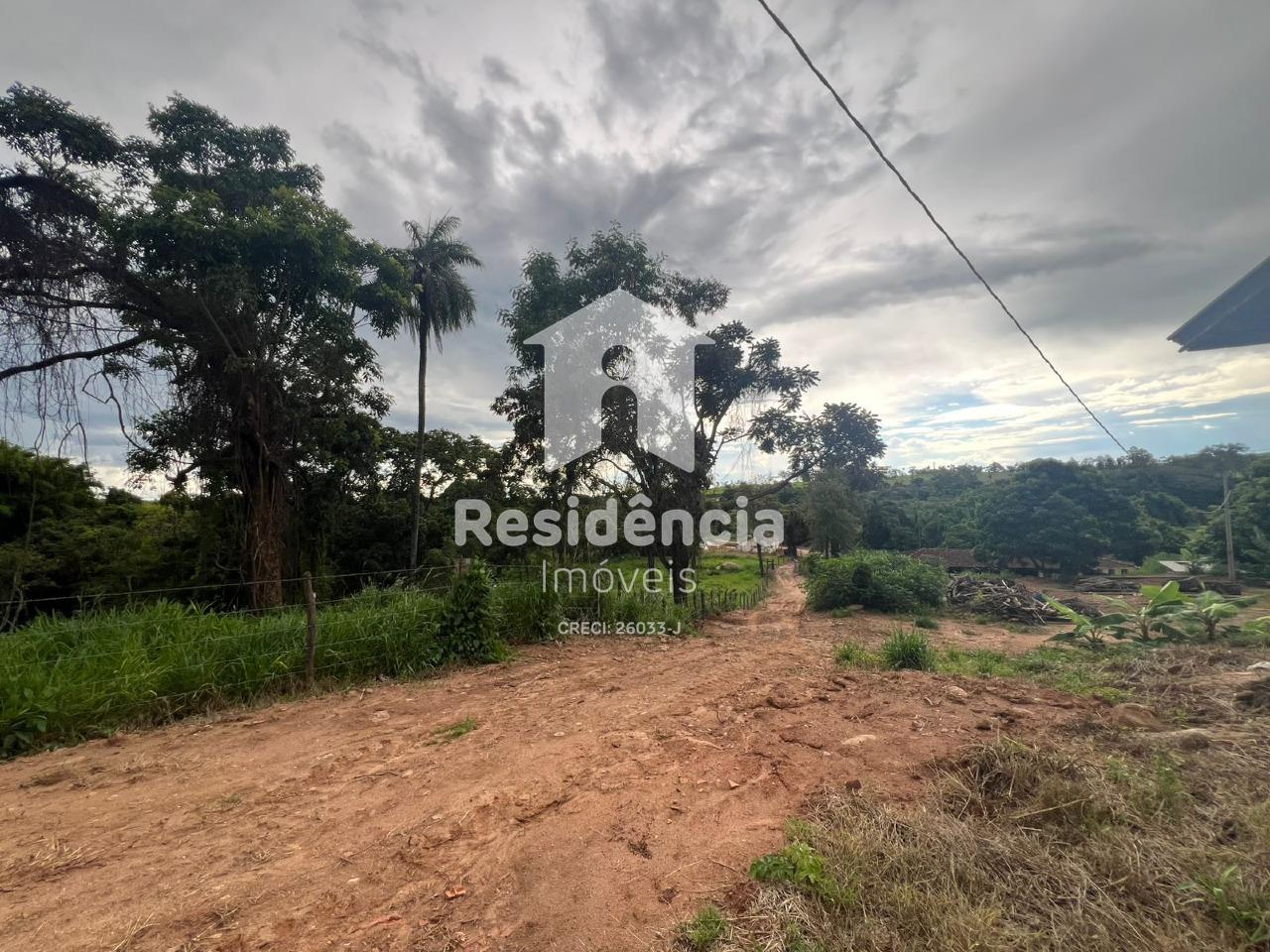 Sítio à venda no Área Rural: 