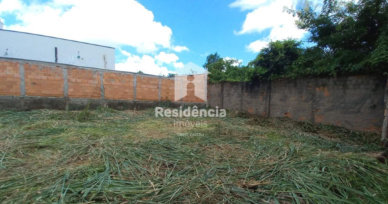 Terreno à venda no Jardim Morro Azul: 