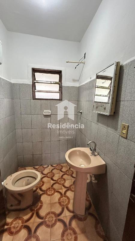 Casa para aluguel no Vila Santa Rosa: 