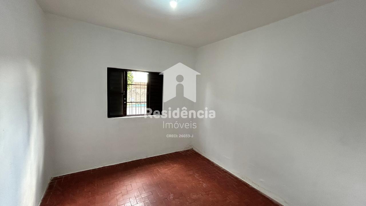 Casa para aluguel no Vila Santa Rosa: 