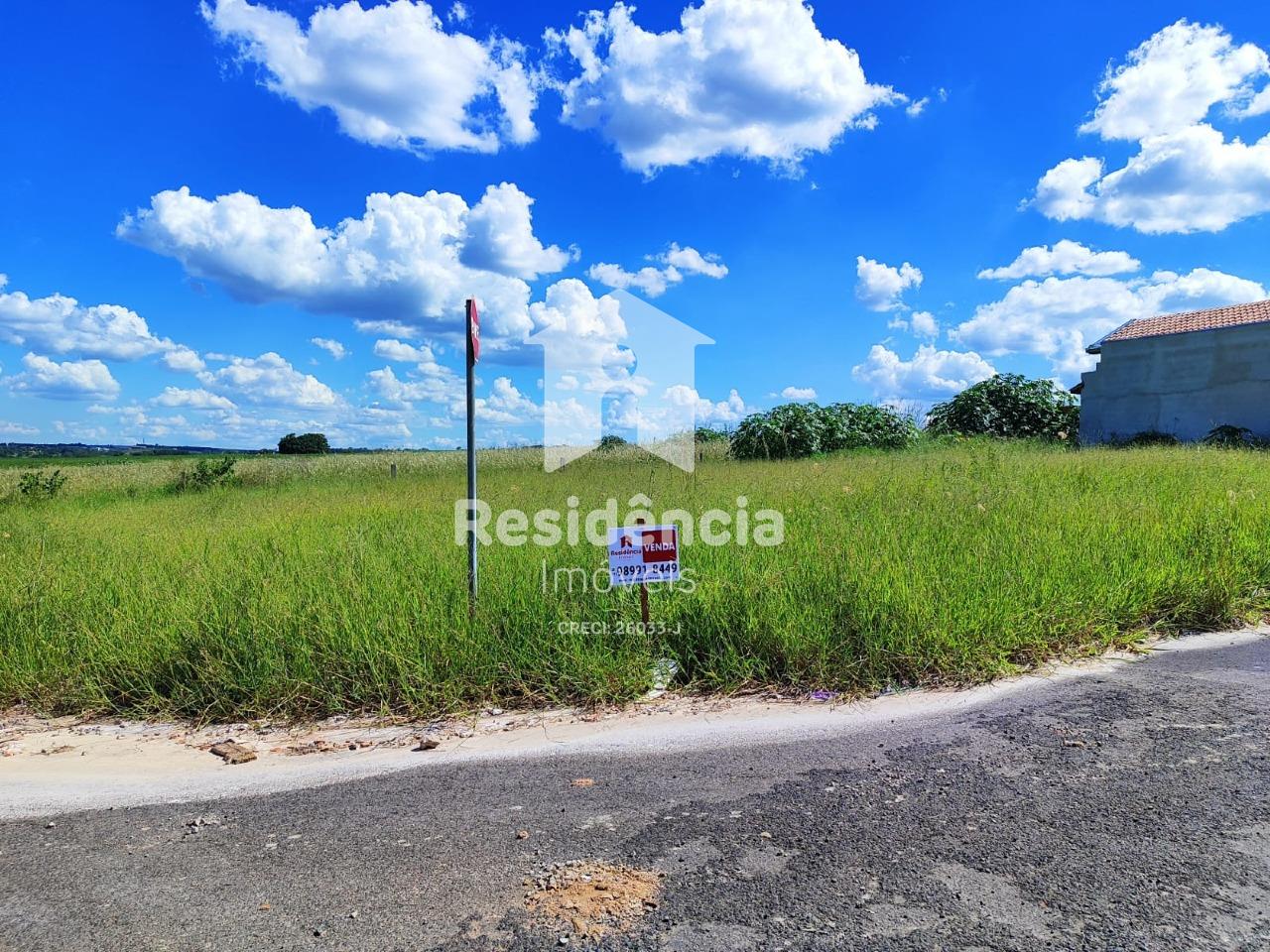 Terreno à venda no Parque dos Manacás I: 