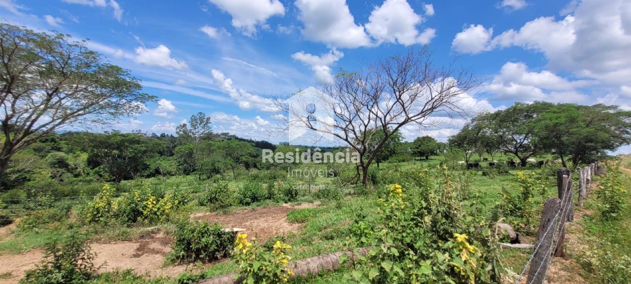 Sítio à venda no Área Rural: 