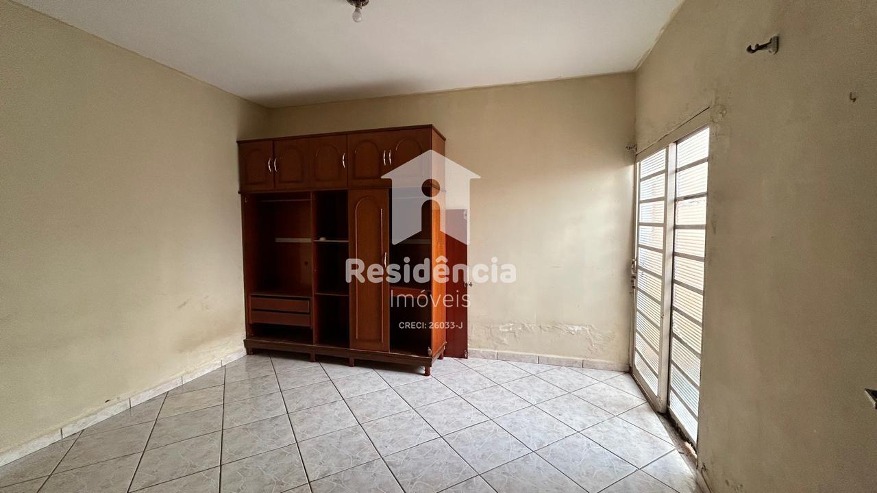 Casa à venda no Conjunto Habitacional Jacinto Pisani (Projeto Cem): 