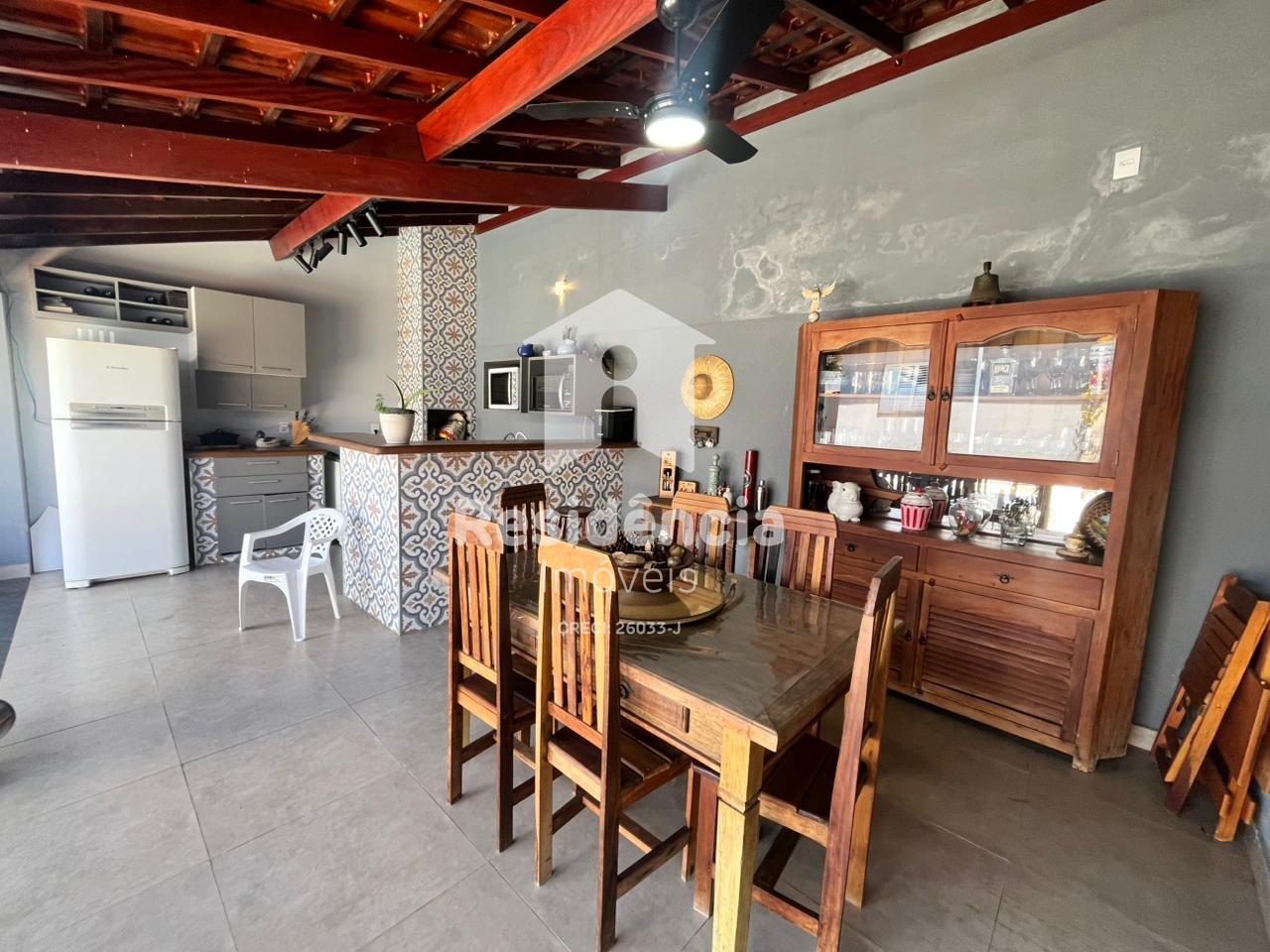 Casa à venda no Centro: 