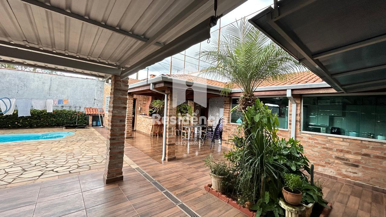 Casa à venda no Jardim Chico Piscina: 