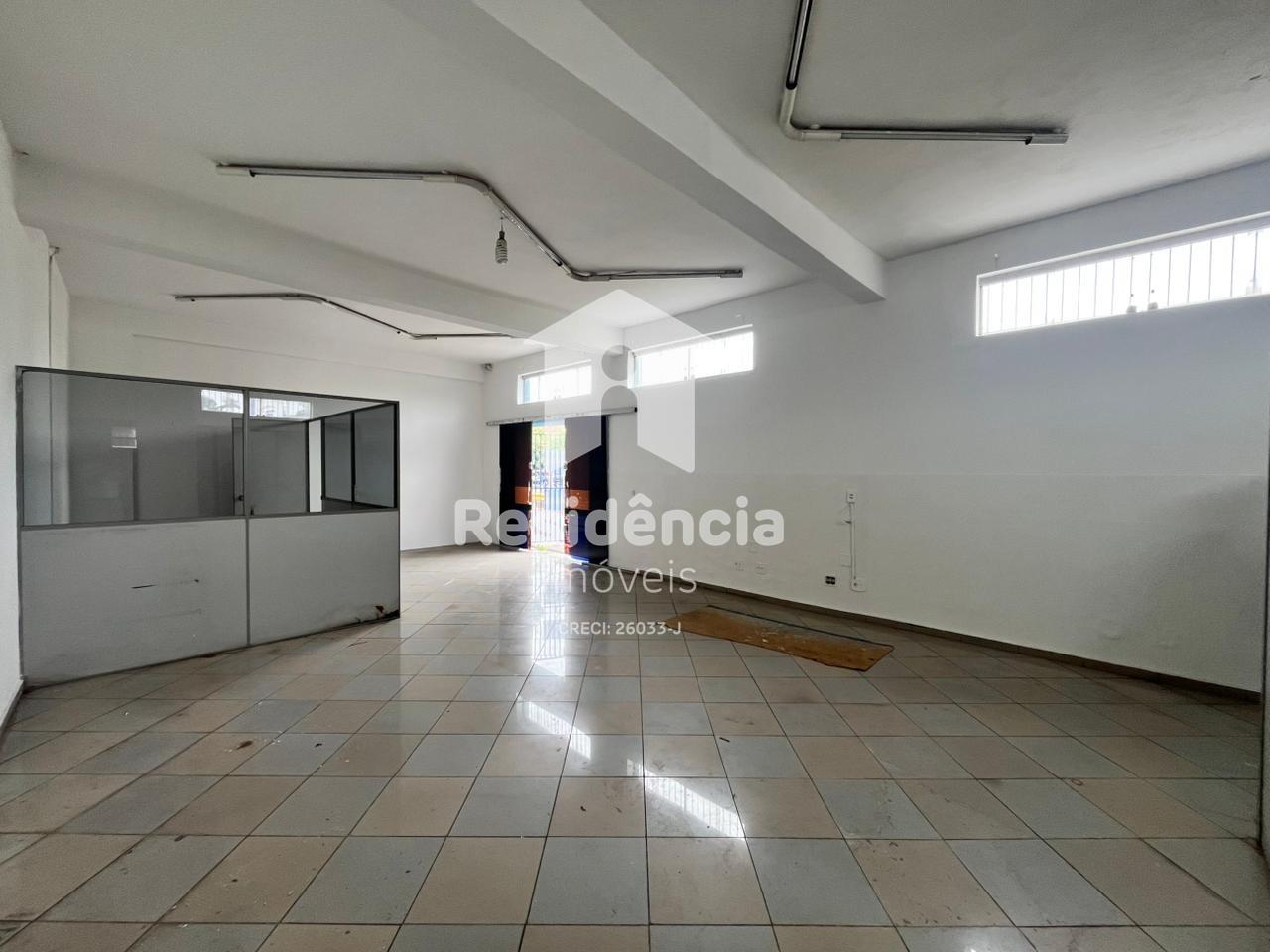 Prédio para aluguel no Centro: 