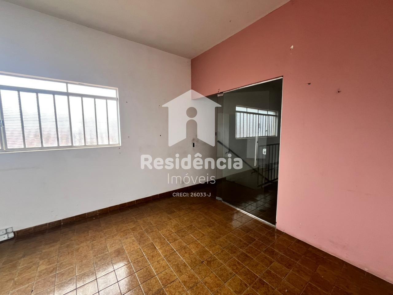 Prédio para aluguel no Centro: 