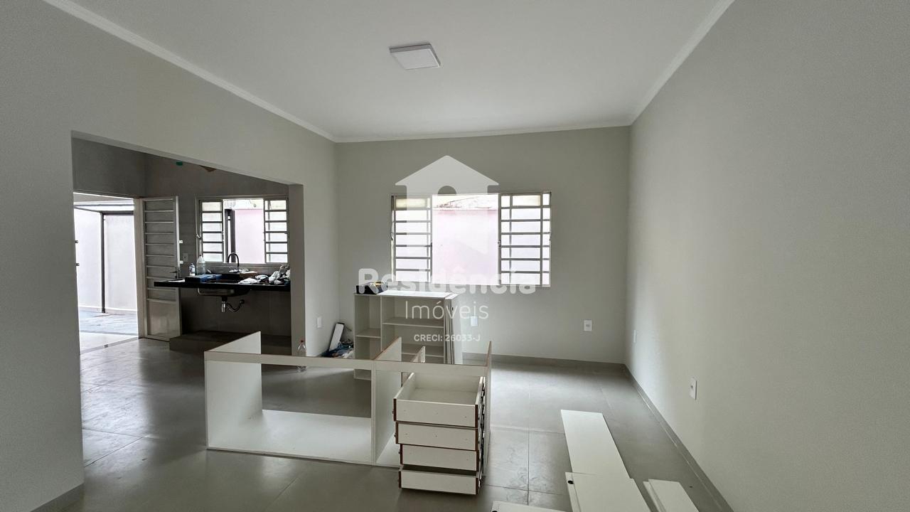 Casa para aluguel no Jardim São Domingos: 