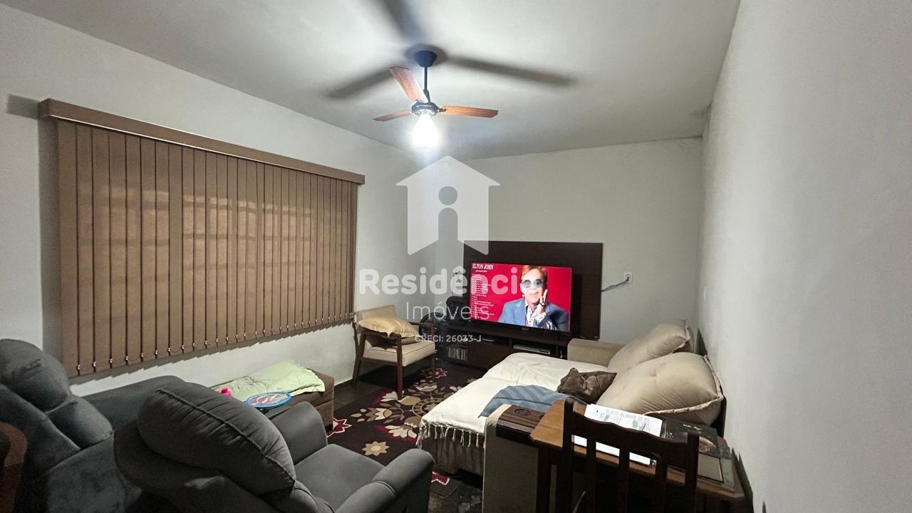 Casa à venda no Conjunto Habitacional Jacinto Pisani (Projeto Cem): 