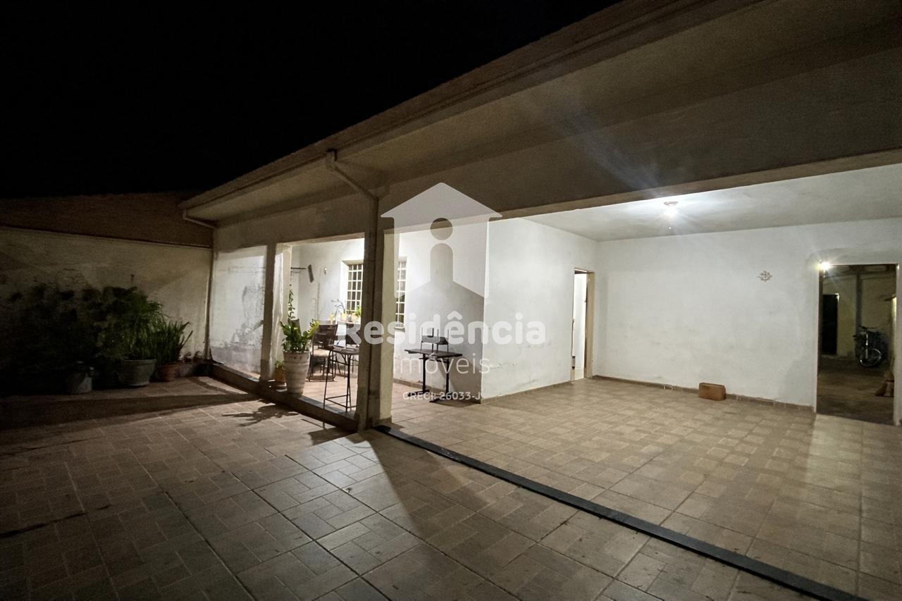 Casa à venda no Conjunto Habitacional Jacinto Pisani (Projeto Cem): 