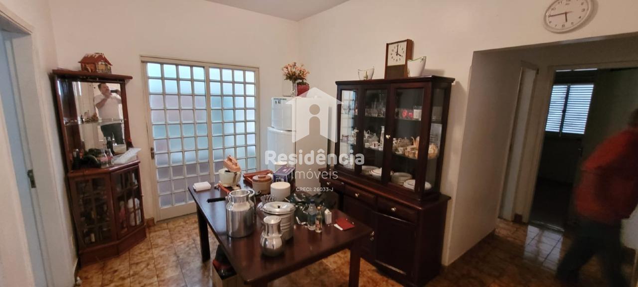 Casa à venda no Jardim Santa Cecília: 